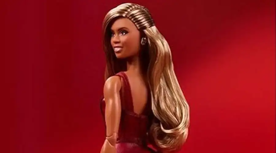 ¿Se viene una Barbie trans?