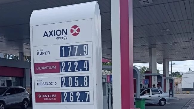 Shell y Axion actualizaron los precios de sus combustibles en San Luis