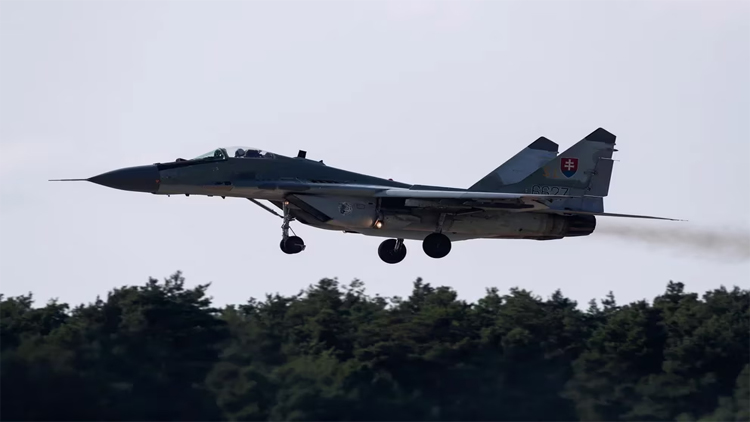 Eslovaquia cederá su flota de 13 aviones de combate soviéticos a Ucrania para que se defienda de la invasión rusa