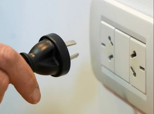Cortes de luz: cómo proteger los electrodomésticos del hogar