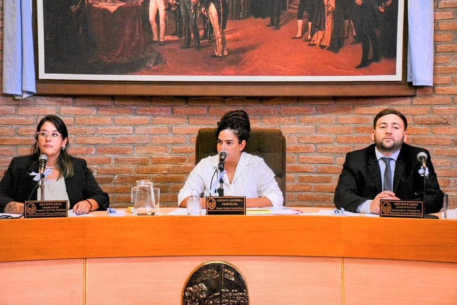 Lucía Lacerda asumió como Presidenta Provisional en el Honorable Concejo Deliberante.