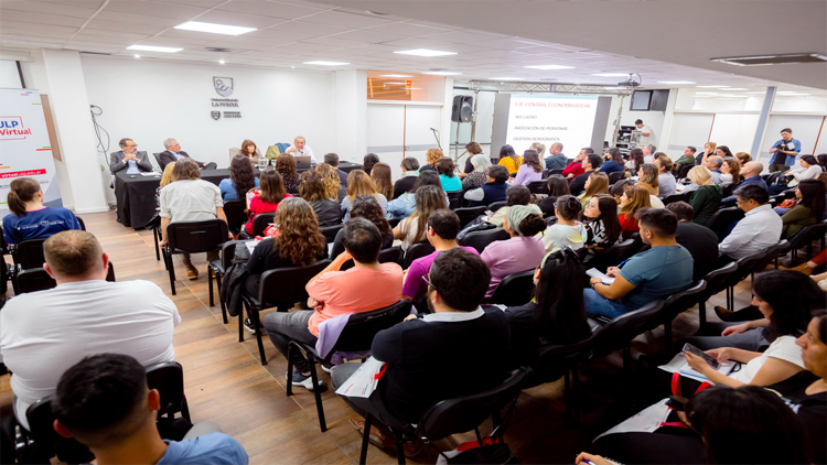 ULP: Alumnos de ULP Virtual asistieron al encuentro presencial sobre economía, administración y contabilidad