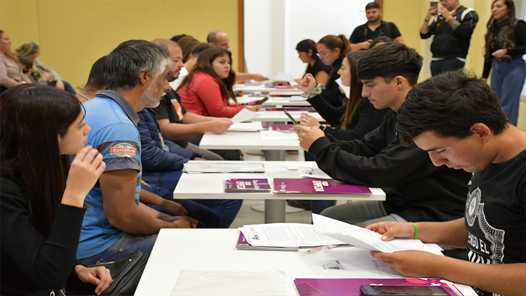 Programa Empezar: Más de 50 jóvenes se suman a su primera experiencia laboral