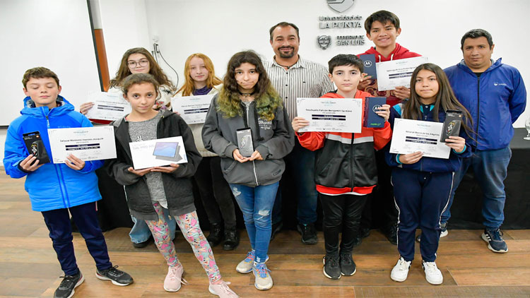 CONCURSOS ULP: Se entregaron los premios de Trivia Tecnológica