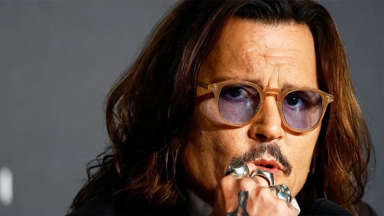 ENTRETENIMIENTO: Encontraron a Johnny Depp inconsciente en la habitación de un hotel y preocupa su estado de salud