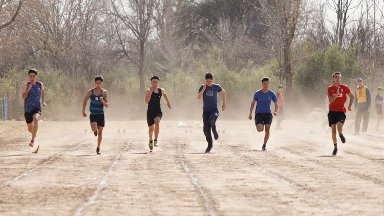 ATLETISMO: Con la edición 54, volvieron las Olimpiadas Estudiantiles del Valle del Conlara