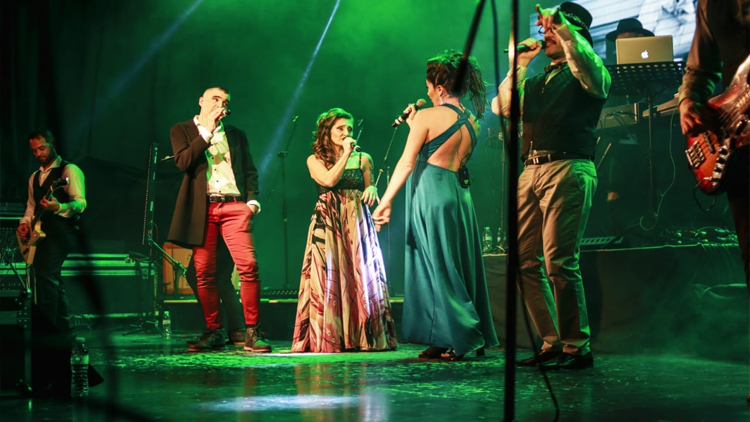 ESPECTÁCULO: El Molino Fénix vivió una noche épica con el concierto de Efecto Mercury