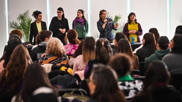 DIVERSIDADES Y PERSPECTIVA DE GÉNERO: Representantes de la Nación presentaron sus trabajos e intercambiaron propuestas sobre las violencias por motivos de género