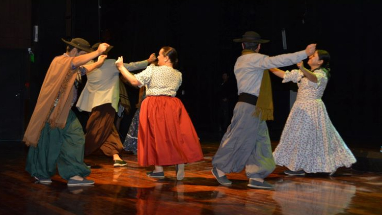 CULTURA: Realizarán el 1º Encuentro de Danzas Folklóricas Municipales en el Puente Blanco