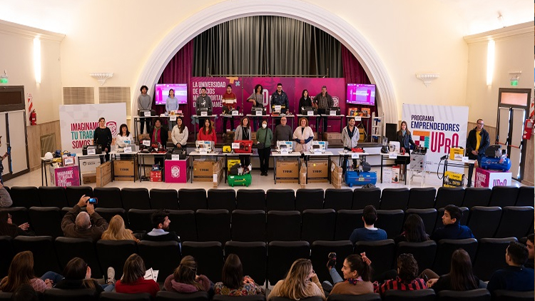 VILLA MERCEDES: Egresados UPrO se sumaron al programa de Emprendedores