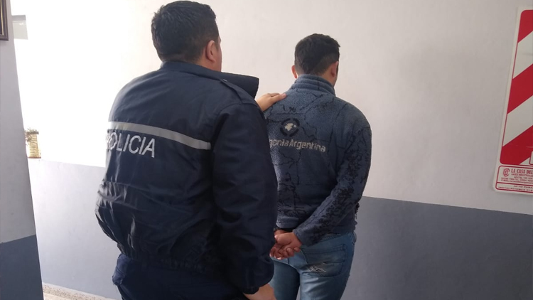 EL TRAPICHE: Demoraron a un hombre que realizó estafas con el alquiler de una cabaña
