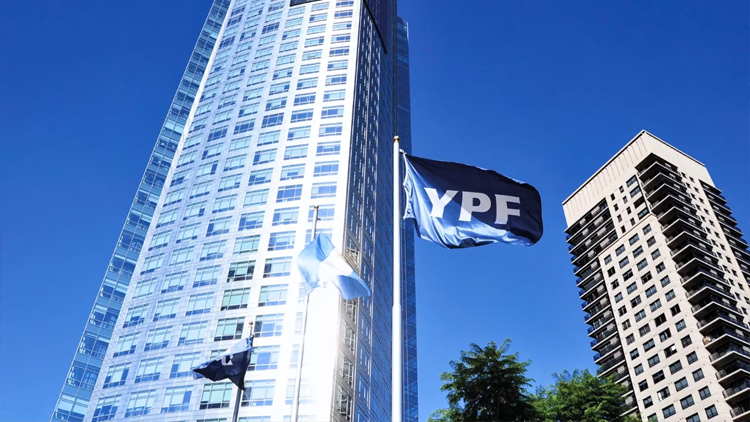 JUICIO POR YPF: Los beneficiarios del fallo piden empezar con los embargos a la Argentina en 30 días