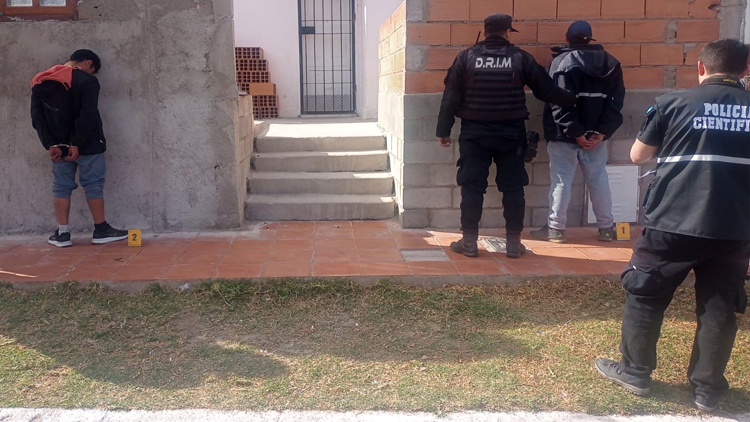 SAN LUIS: Detuvieron a dos hombres que sustrajeron cables