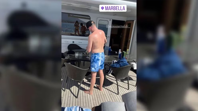 POLÍTICA: Denunciaron a Martín Insaurralde por enriquecimiento ilícito tras la polémica por su viaje a Marbella con una modelo