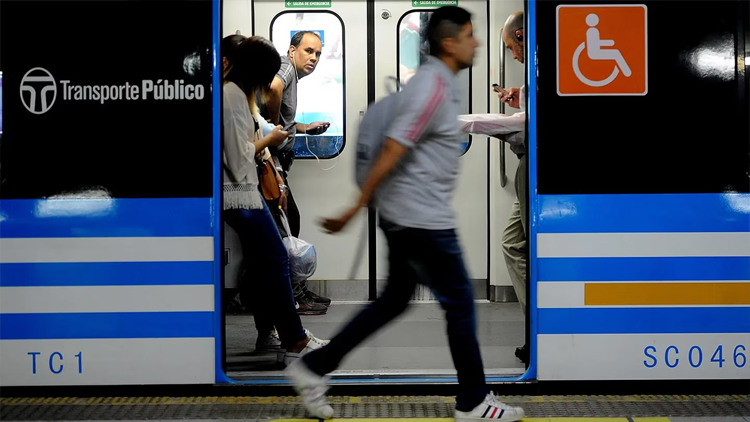 BUENOS AIRES: El Gobierno confirmó que menos de 1000 personas se anotaron para renunciar al subsidio de trenes y colectivos
