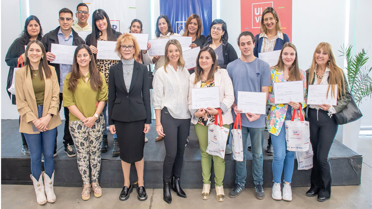 EDUCACIÓN: Más de 800 alumnos de ULP Virtual recibieron sus diplomas