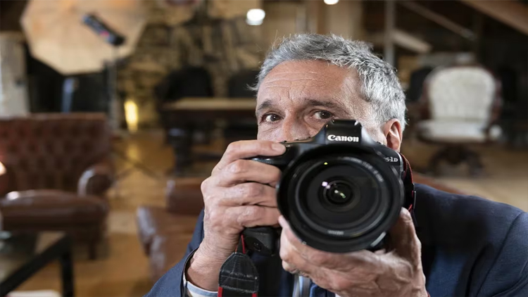 POLÍTICA: Víctor Bugge, el fotógrafo de los presidentes: “El gobierno de Alberto Fernández fue el peor que presencié”