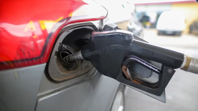 ECONOMÍA: Aumento de combustibles: las empresas anticipan nuevas subas en el precio de la nafta y el gasoil