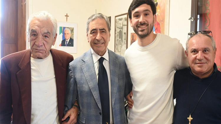 SOCIEDAD: El joven médico argentino que se convirtió en héroe en un pueblito italiano