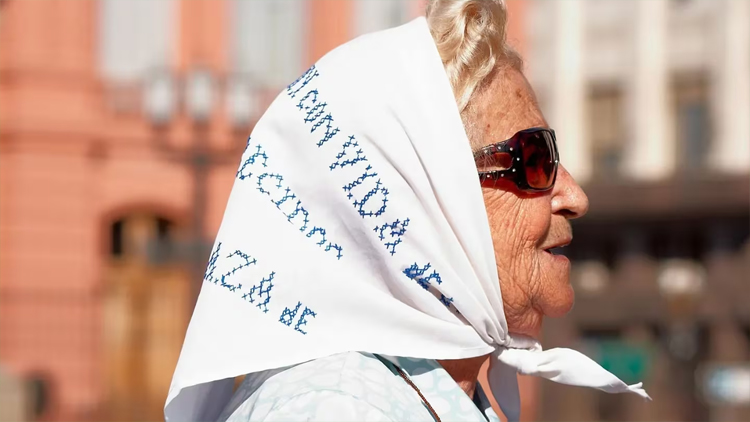 POLÍTICA: Tras 16 años en la pantalla, el Gobierno levantó el programa de las Madres de Plaza de Mayo en la TV Pública
