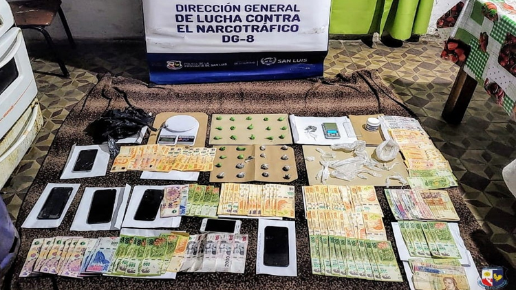 VILLA MERCEDES: La Policía anuló dos kioscos de droga y por el hecho fueron detenidos dos hombres