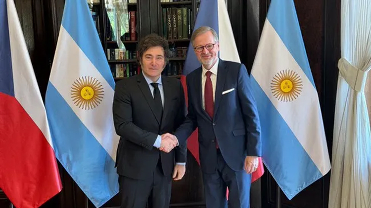 POLÍTICA: Javier Milei mantuvo una reunión con el primer ministro de República Checa