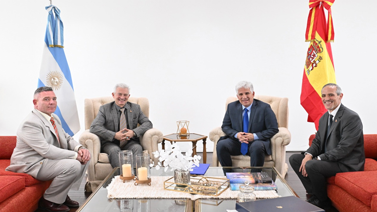 SAN LUIS: El Gobernador se reunió con el Cónsul de España