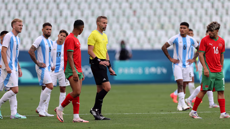 DEPORTES: La FIFA rechazó la protesta de AFA tras el escándalo en el debut de la Selección ante Marruecos en París 2024