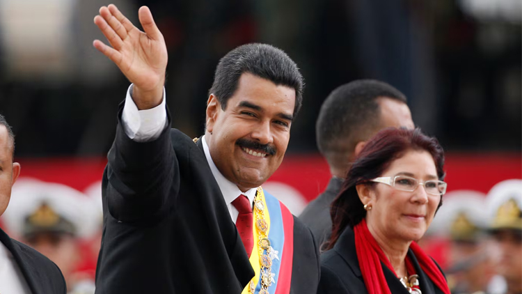 INTERNACIONAL: Maduro invitó a dirigentes K para la elección, en plena polémica por la deportación de veedores opositores