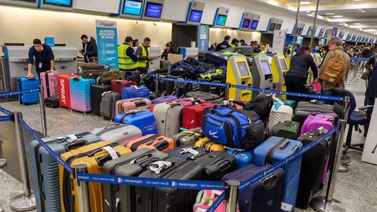 Tras las demoras que tuvieron como rehenes a 6.500 pasajeros hasta que se normalizó la actividad en Aeroparque