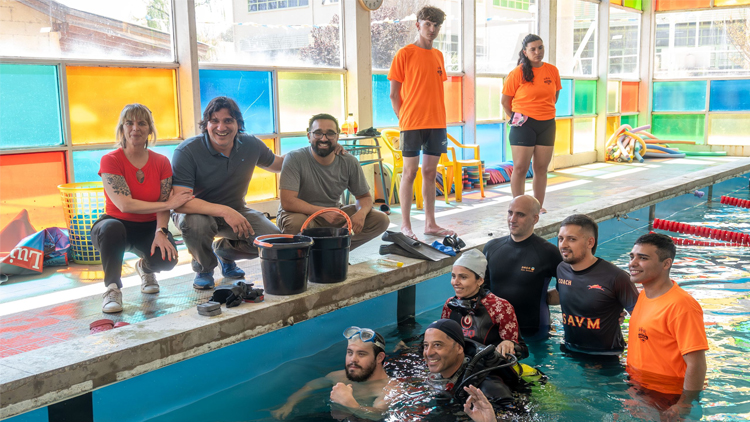 DEPORTE INCLUSIVO: El buceo adaptado dejó varias sonrisas bajo el agua en Merlo