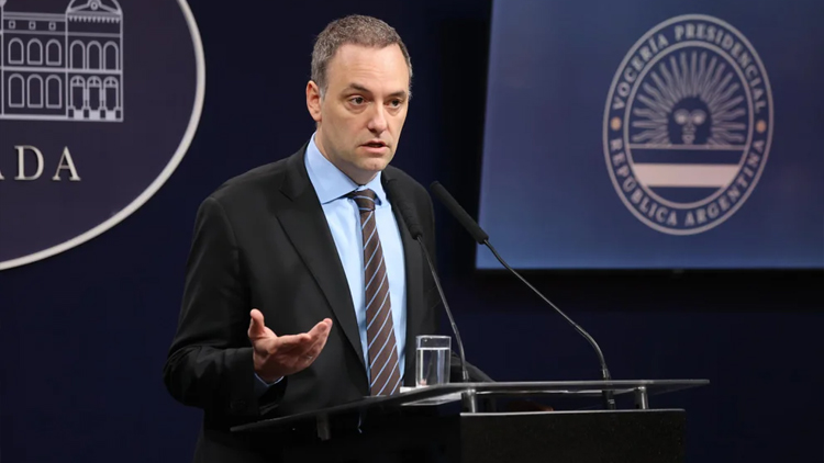 POLÍTICA: Ascendieron a Manuel Adorni – Alineado con Karina Milei, concentrará la comunicación del Gobierno