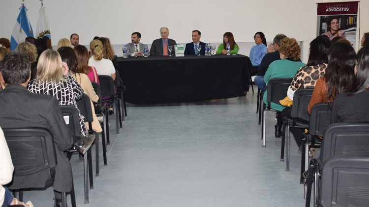 VILLA MERCEDES: Presentaron el Código Procesal Comentado