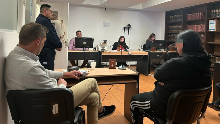 JUDICIALES: Prisión preventiva para la mujer acusada de doble homicidio