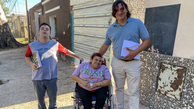 PERSONAS CON DISCAPACIDAD: El secretario de Discapacidad realizó un relevamiento en barrios de San Luis y Zanjitas