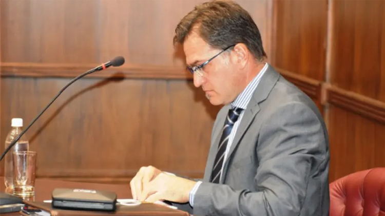 JUDICIALES: El Gobernador le aceptó la renuncia al Procurador General de la Provincia