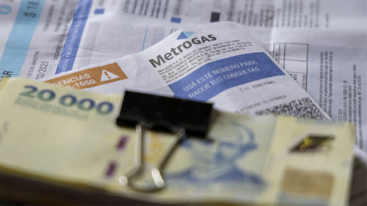 ECONOMÍA: El Gobierno reconoció ante el FMI que planea cambiar el esquema de subsidios a las tarifas de luz y gas