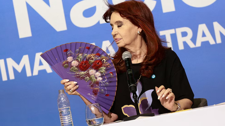 POLÍTICA: Cristina Kirchner reaparece luego de las elecciones porteñas y en medio de la interna bonaerense