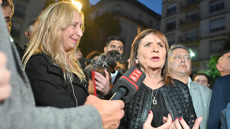POLÍTICA: Patricia Bullrich también abandonó el PRO y se afilió a La Libertad Avanza