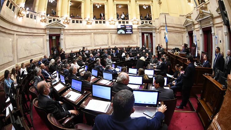 POLÍTICA: El Gobierno pedirá un compromiso por escrito de los bloques del Senado para que se trate Ficha Limpia