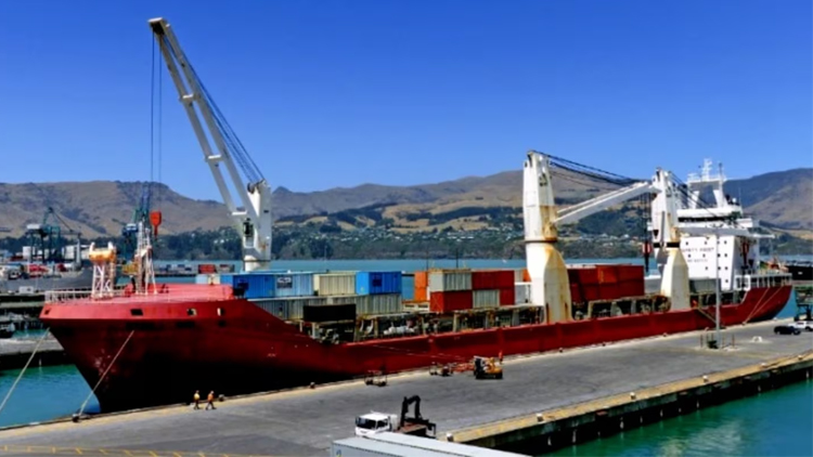 ECONOMÍA: El Gobierno desreguló el transporte marítimo y declaró servicio esencial a la navegación