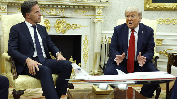 INTERNACIONAL: Trump amenaza a Rusia con aranceles del 100 por ciento si no hay paz con Ucrania