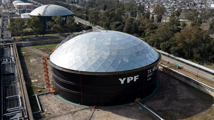 ECONOMÍA: Juicio por YPF – El gobierno argentino acusó por hostigamiento a los beneficiarios del fallo