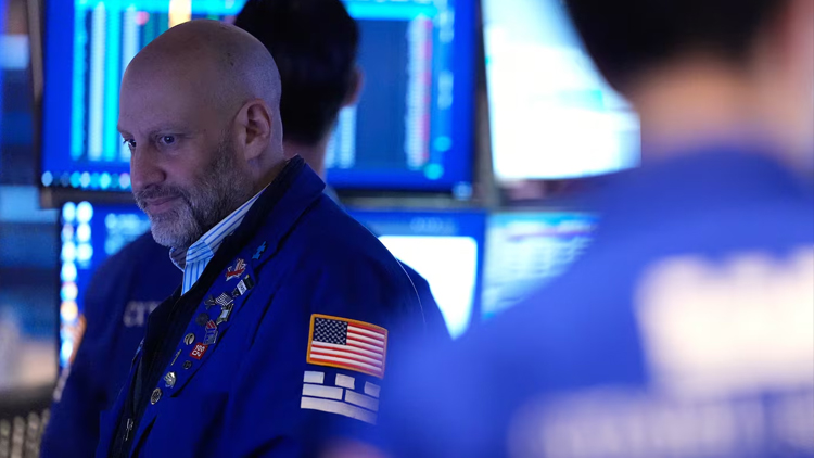 ECONOMÍA: Tras la caída del precio del petróleo, las acciones argentinas subieron y el riesgo país volvió a 600 puntos