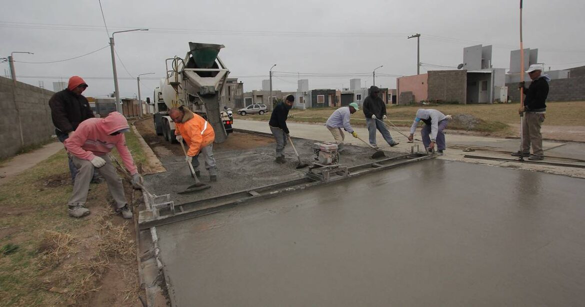 Adiós a los pozos: pavimentarán 180 cuadras en Villa Mercedes