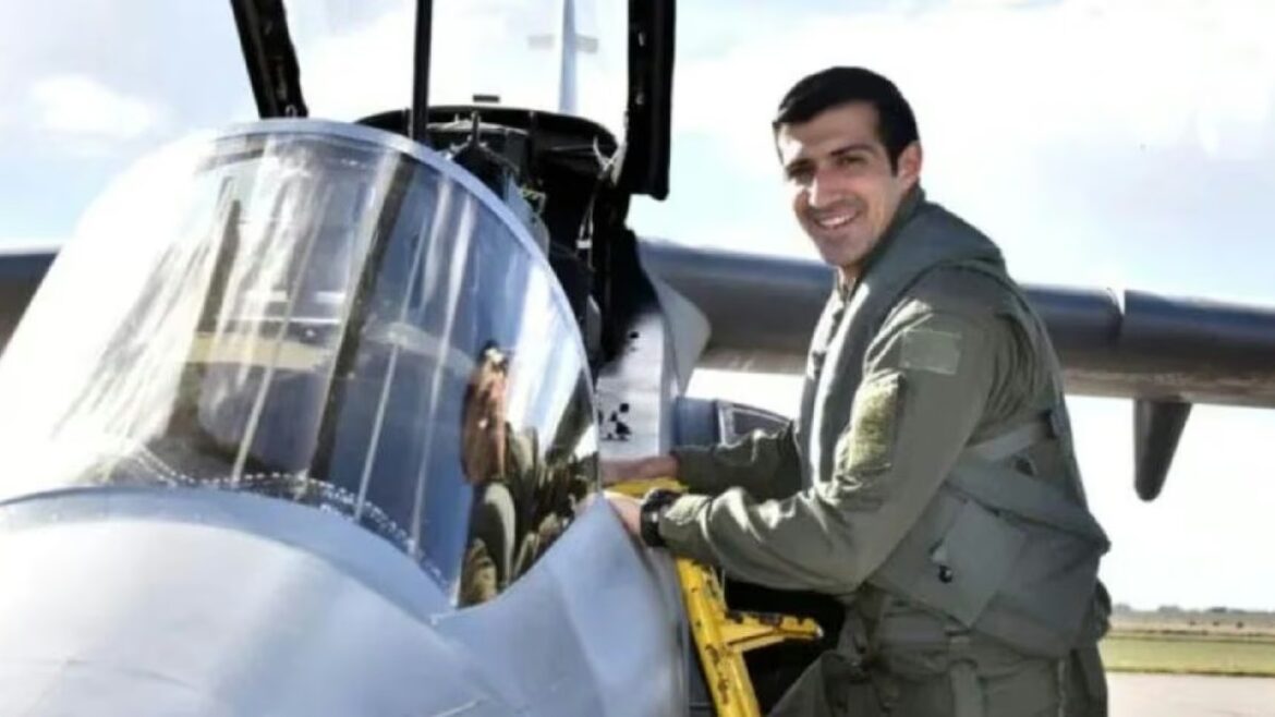 Indagarán a 11 sospechosos del accidente aéreo en el que murió un piloto de la V Brigada